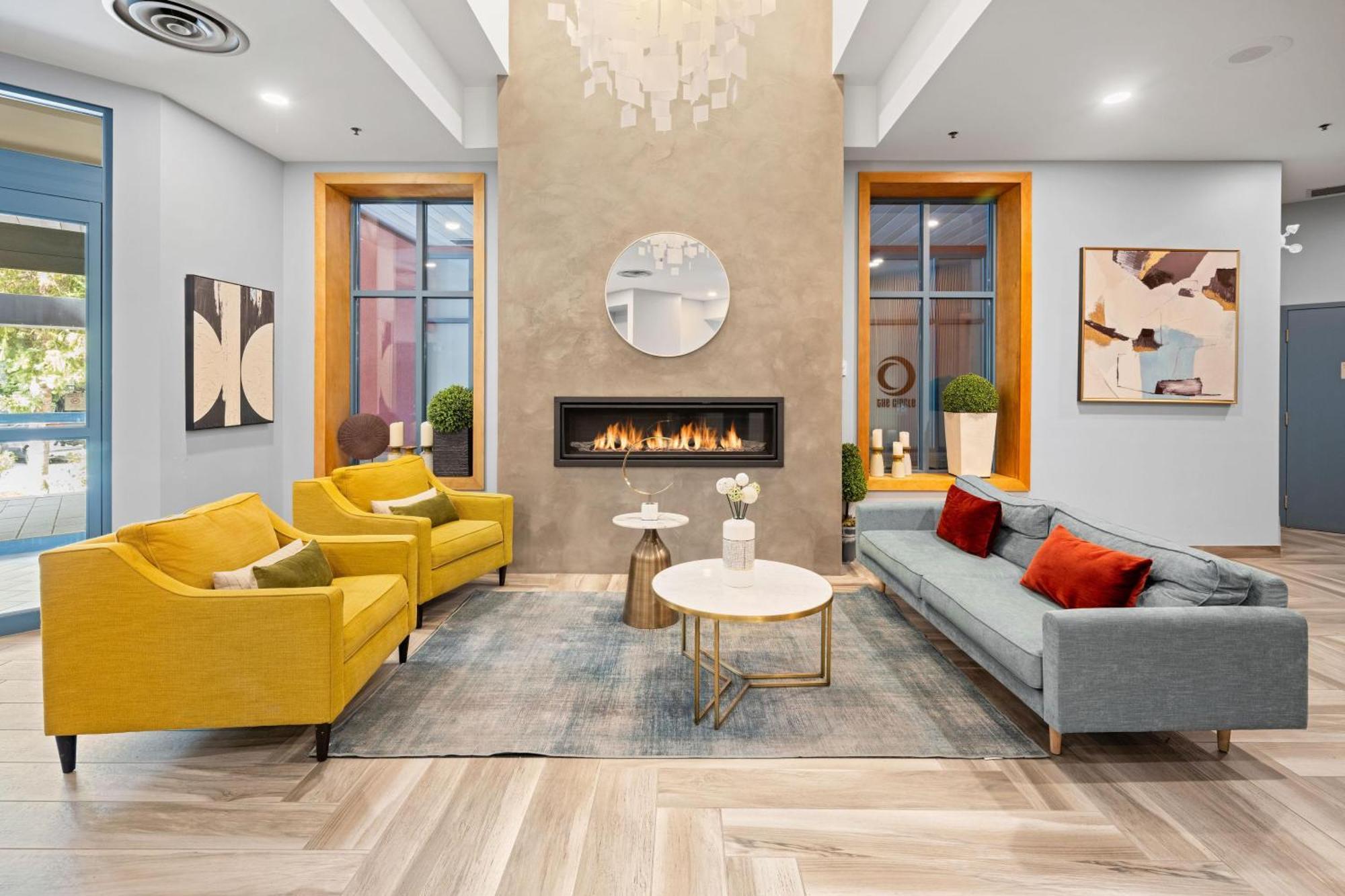 Alpenglow Lodge Family Studio With Murphy Bed By Mva Whistler Exterior foto